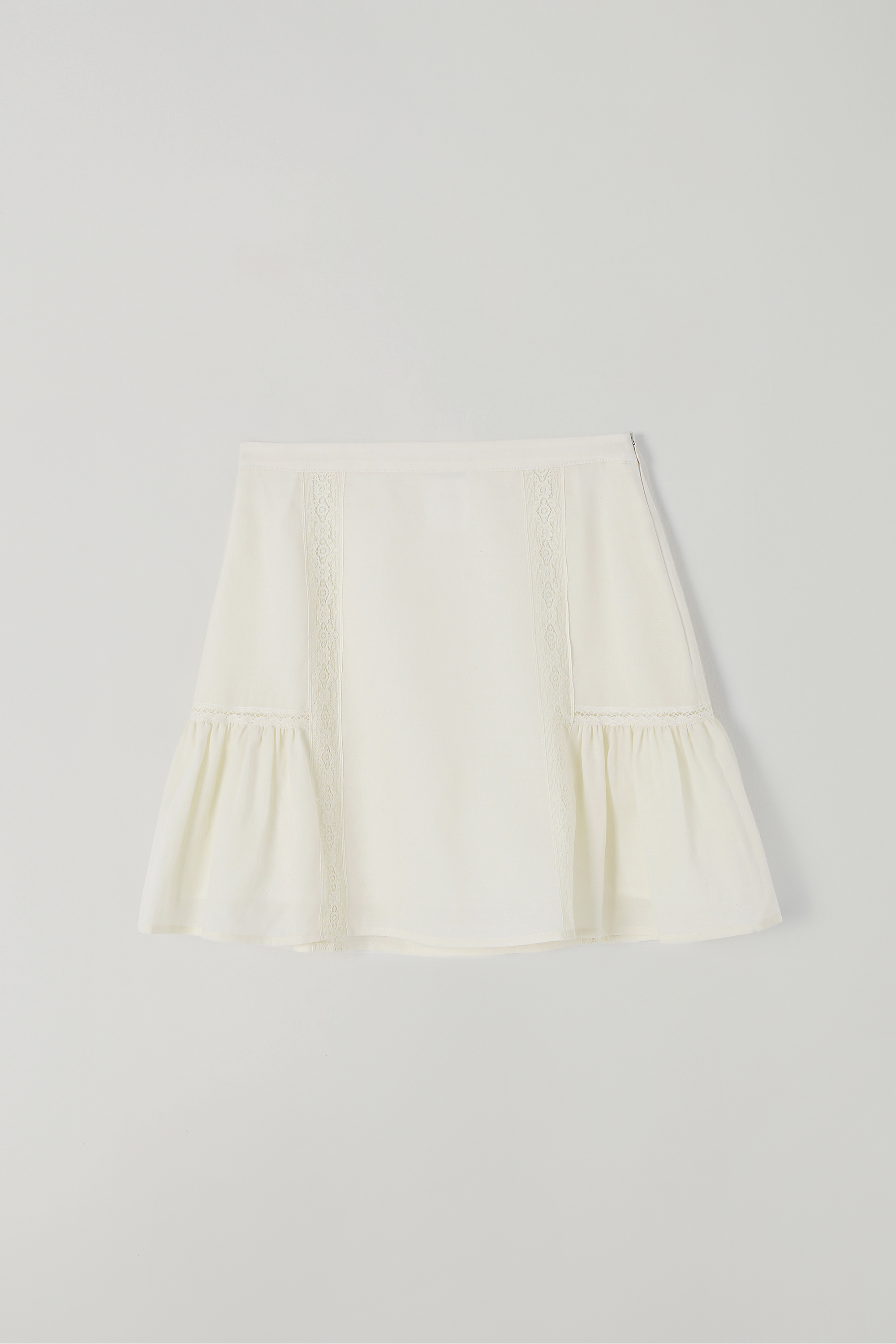 (3rd re-stock) T/T Shirring lace mini skirt (beige)